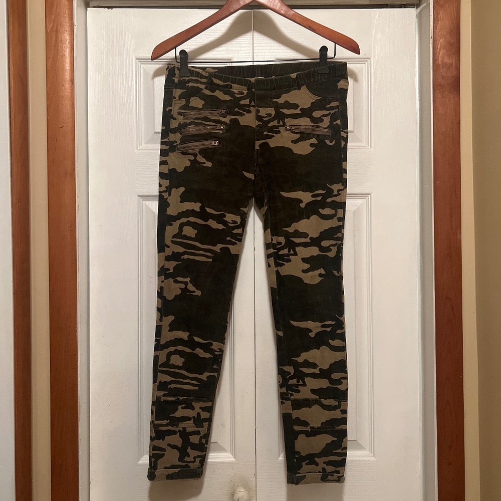 Army print skinny jeans